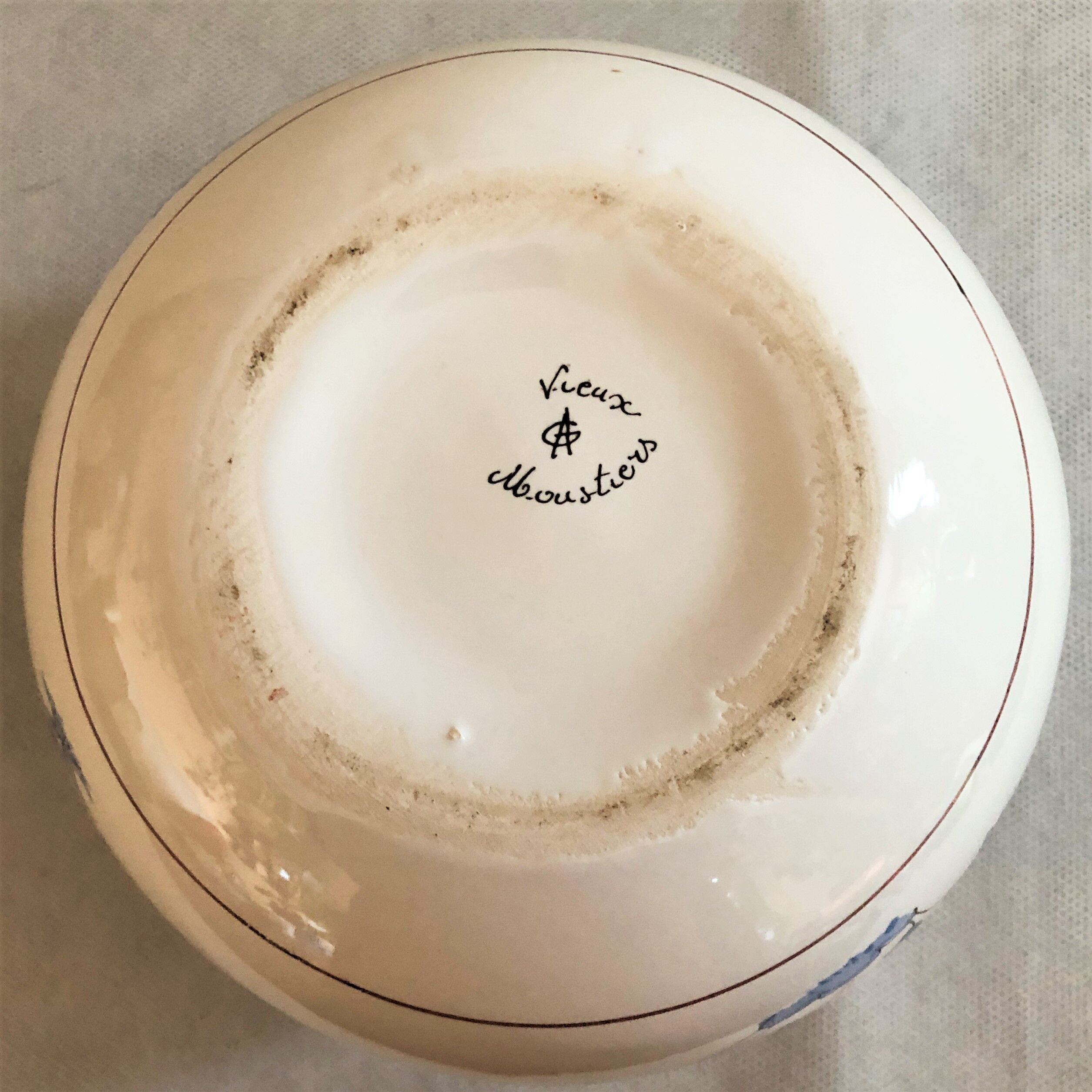 Artisanal bouquet vase "vieux moustiers"