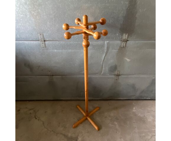 1960s Scandinavian Design Pine Wood Free Standing Coat Rack Selency 1960s Scandinavian Design Pine Wood, French Vintage Wood Coat Rack Stand