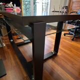 Laminate wood desk