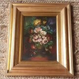 Table bouquet of flowers