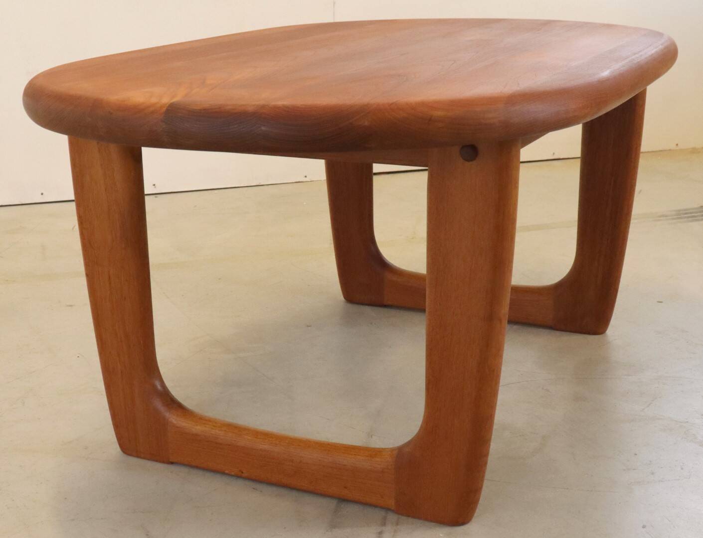 Holstebro vintage deense teak salontafel 'Oksby'