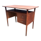 Desk feet spindles