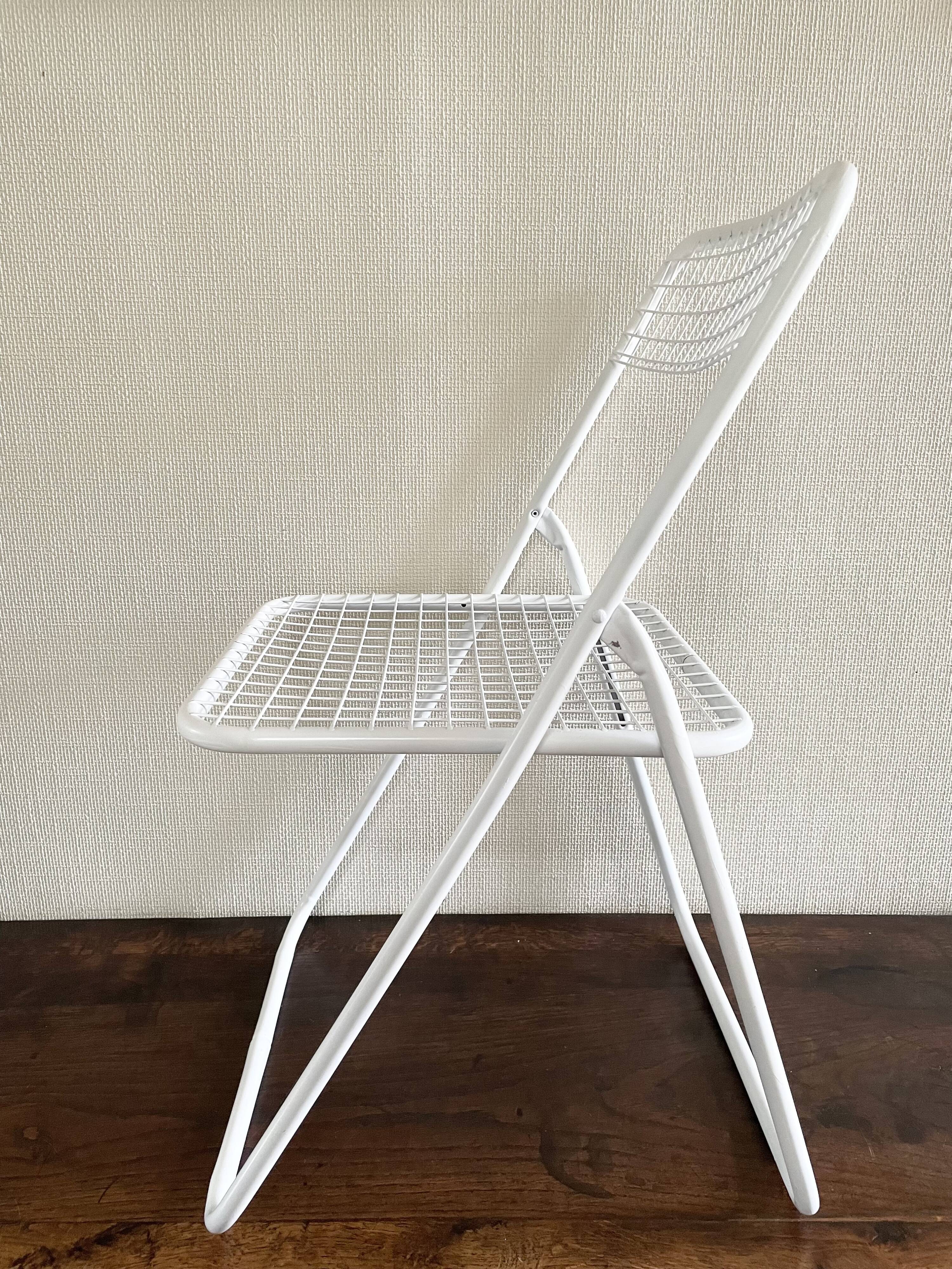 Metal folding chair