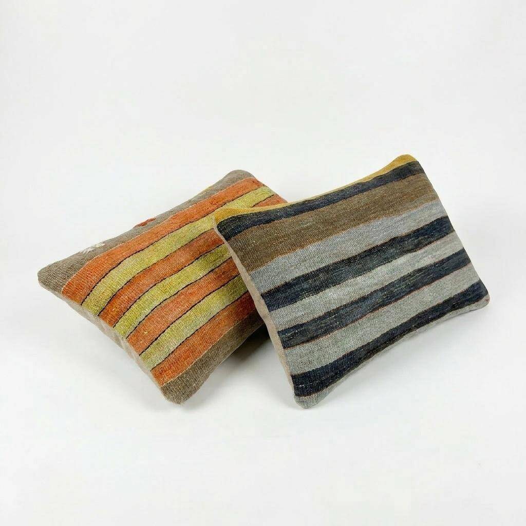 Set of 2 vintage Turkish cushion covers 41x61 cm