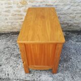 Elm chest of drawers