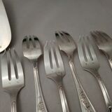 Silver metal dessert fork box with Rocaille-shell pie shovel