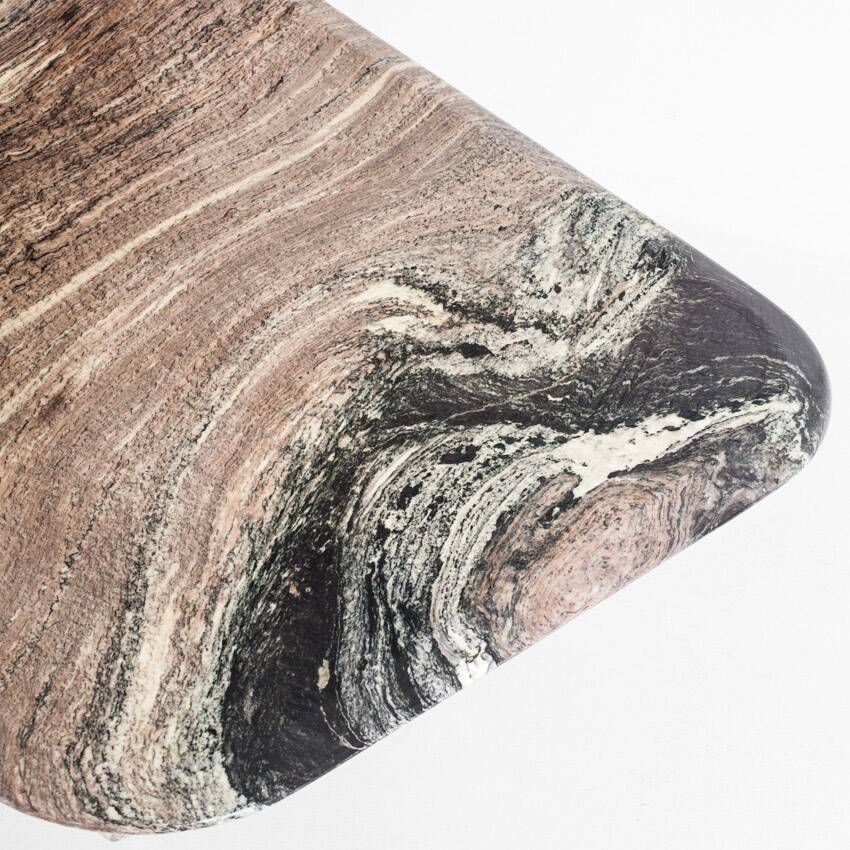 Vintage veined marble coffee table. Fully restored. Italy, 1910s.