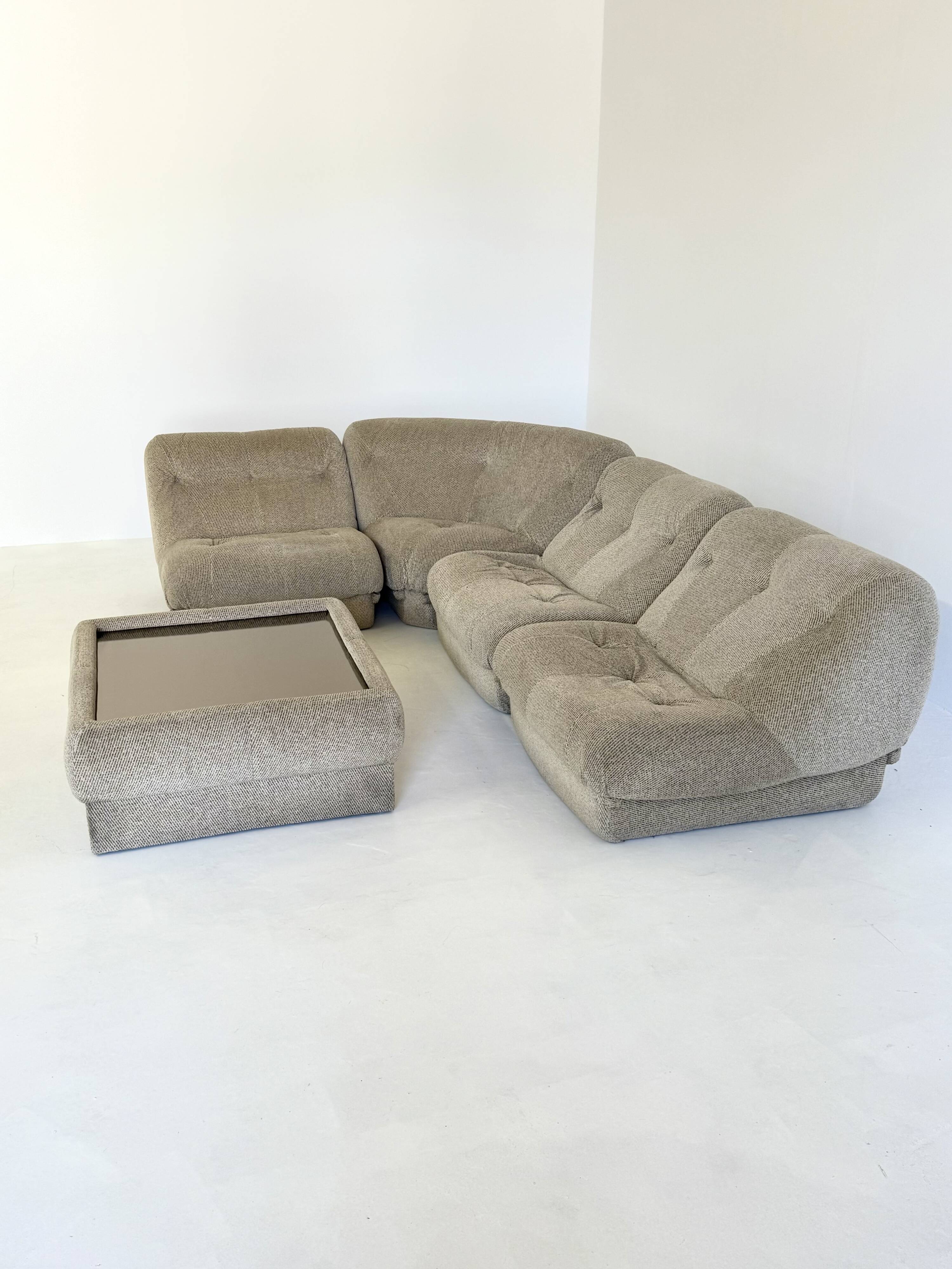 Canapé modulable Nuvolone avec table basse par Rino Maturi pour Mimo Pado