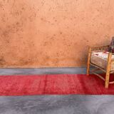 Moroccan rug Beni M'Guild red - 320 x 90 cm