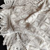 Dessus de lit en coton blanc -  jeté de canapé aux motifs géométriques