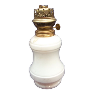 WHITE OPALINE OIL LAMP