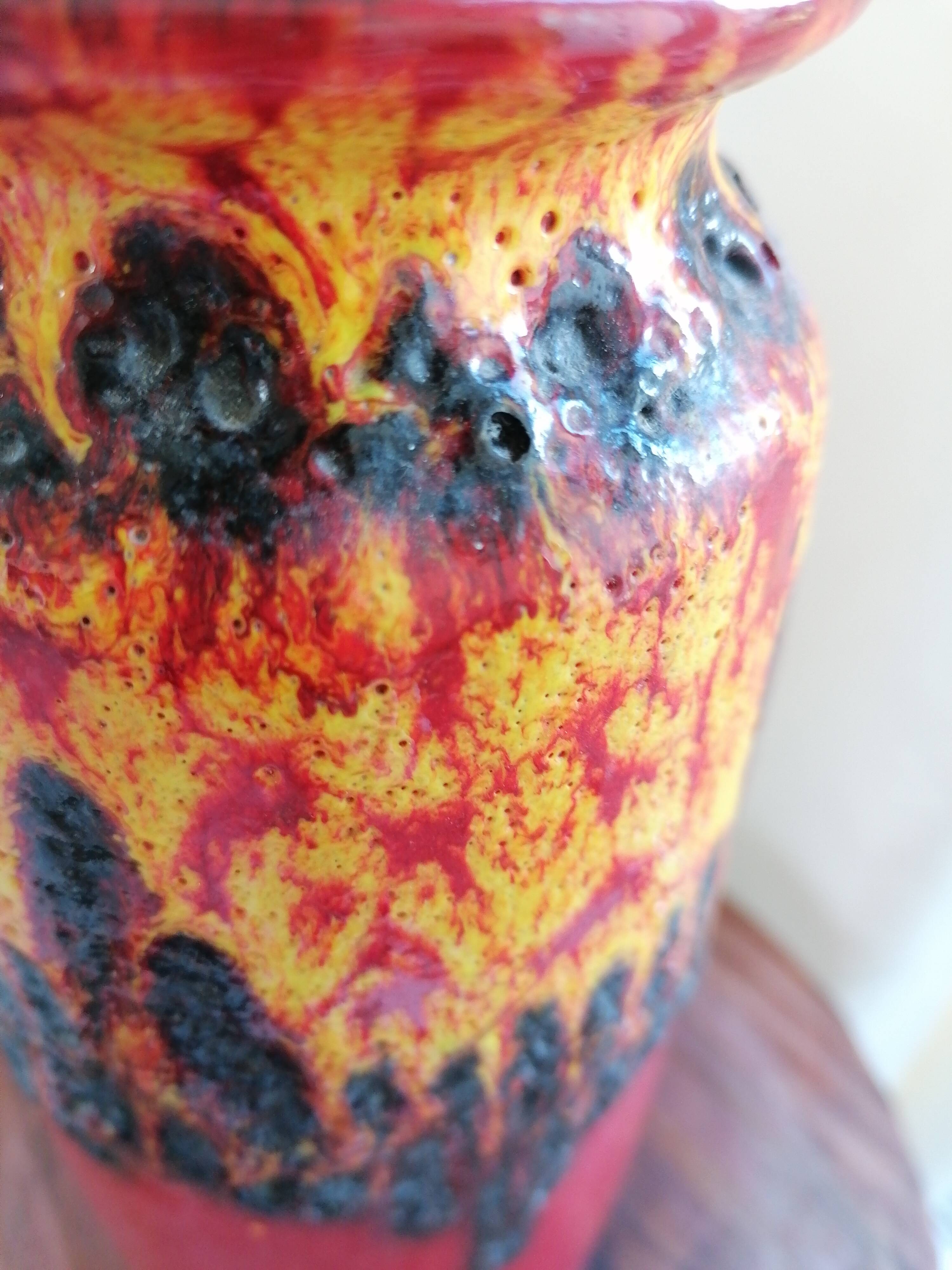 Vase W. Germany rouge