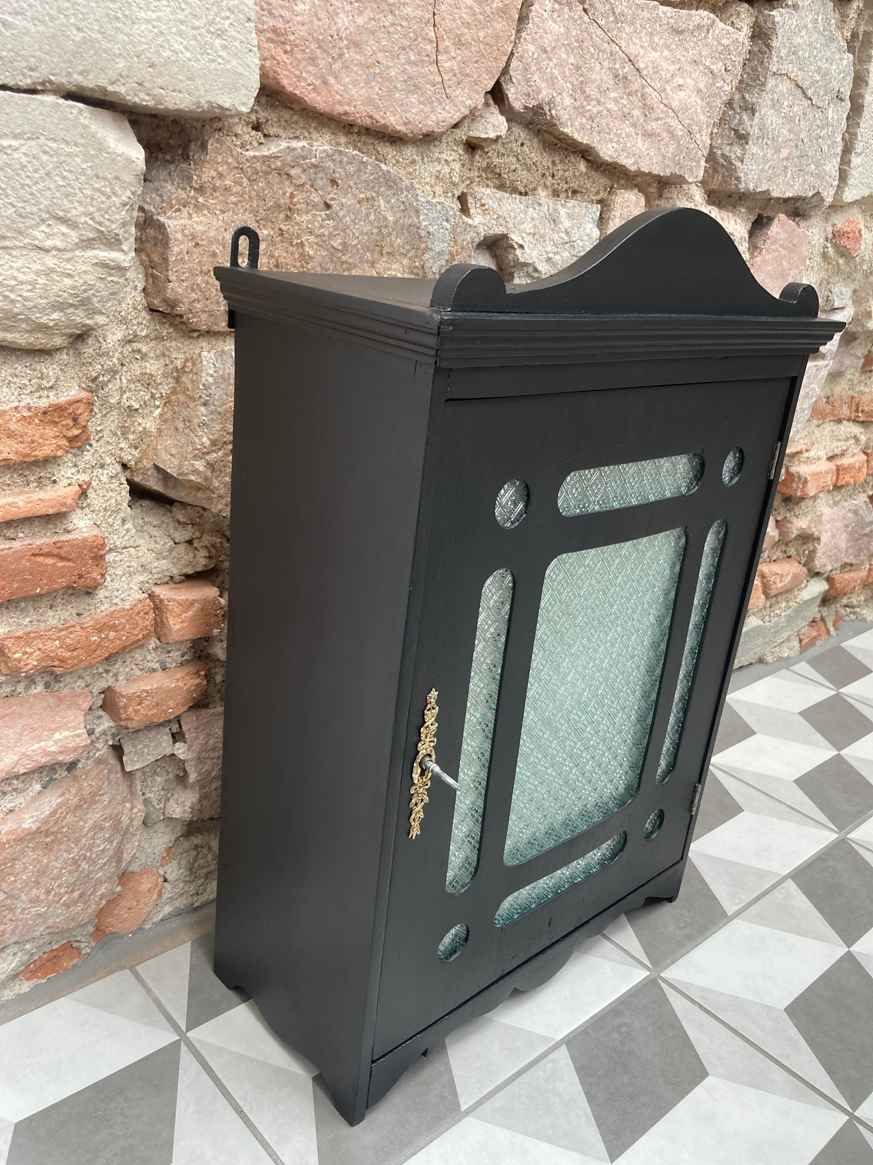 Old wall cabinet