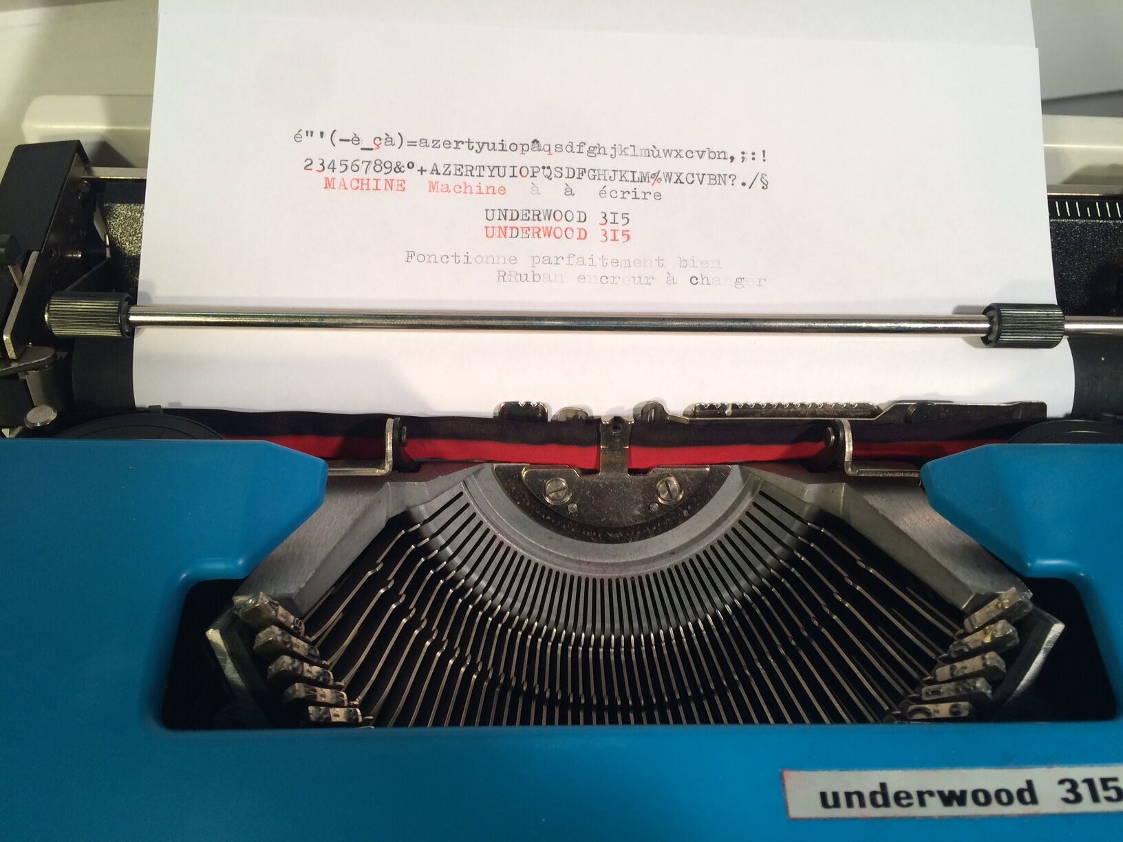 Underwood 315 portable typewriter 70
