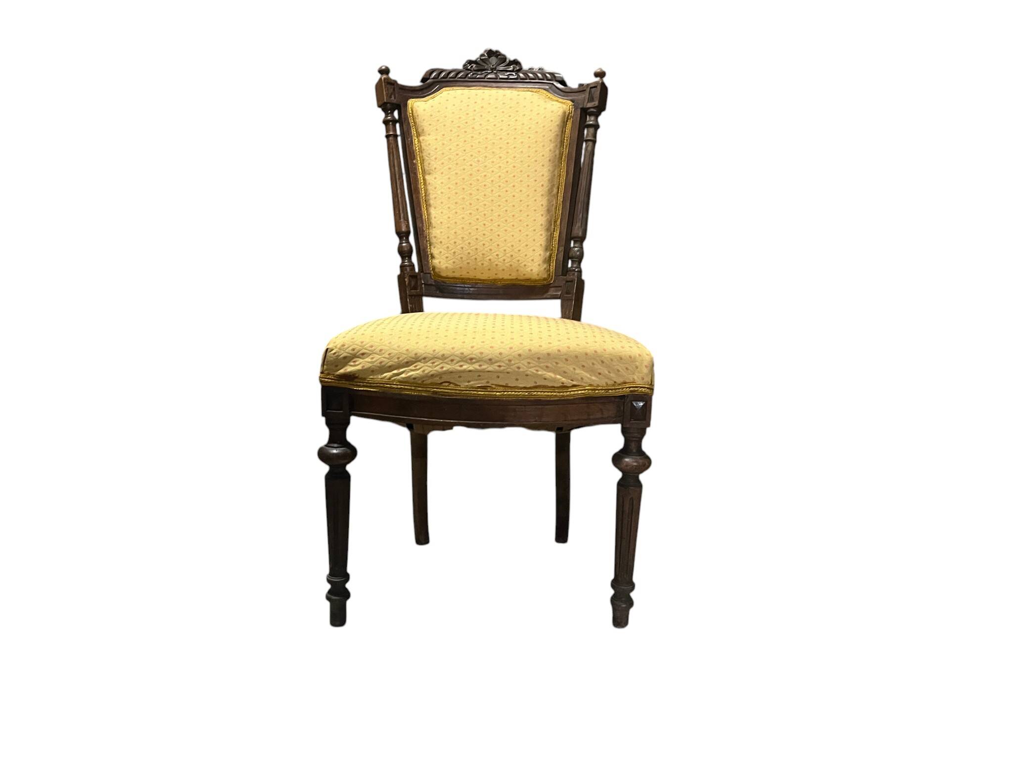 Queen's chair in Louis XVI style, wood and fabric, late 19th century.