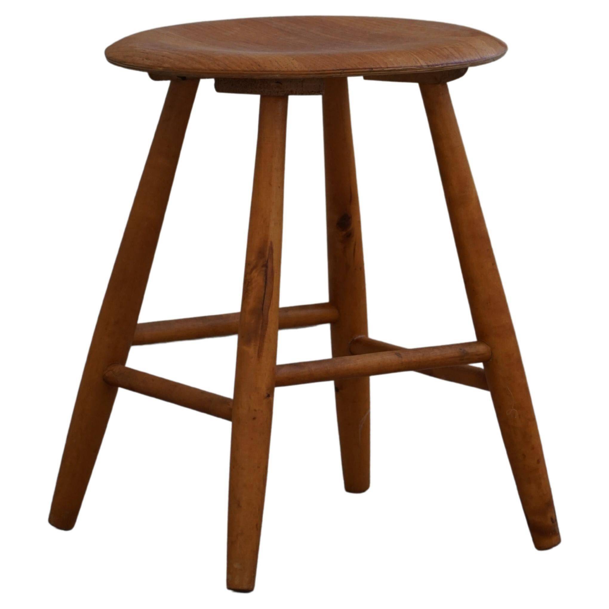 Round beech stool by a Danish cabinetmaker, mid-century modern, 1970s.