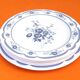 6 Dinner plates / 1 Serving dish Floral decoration