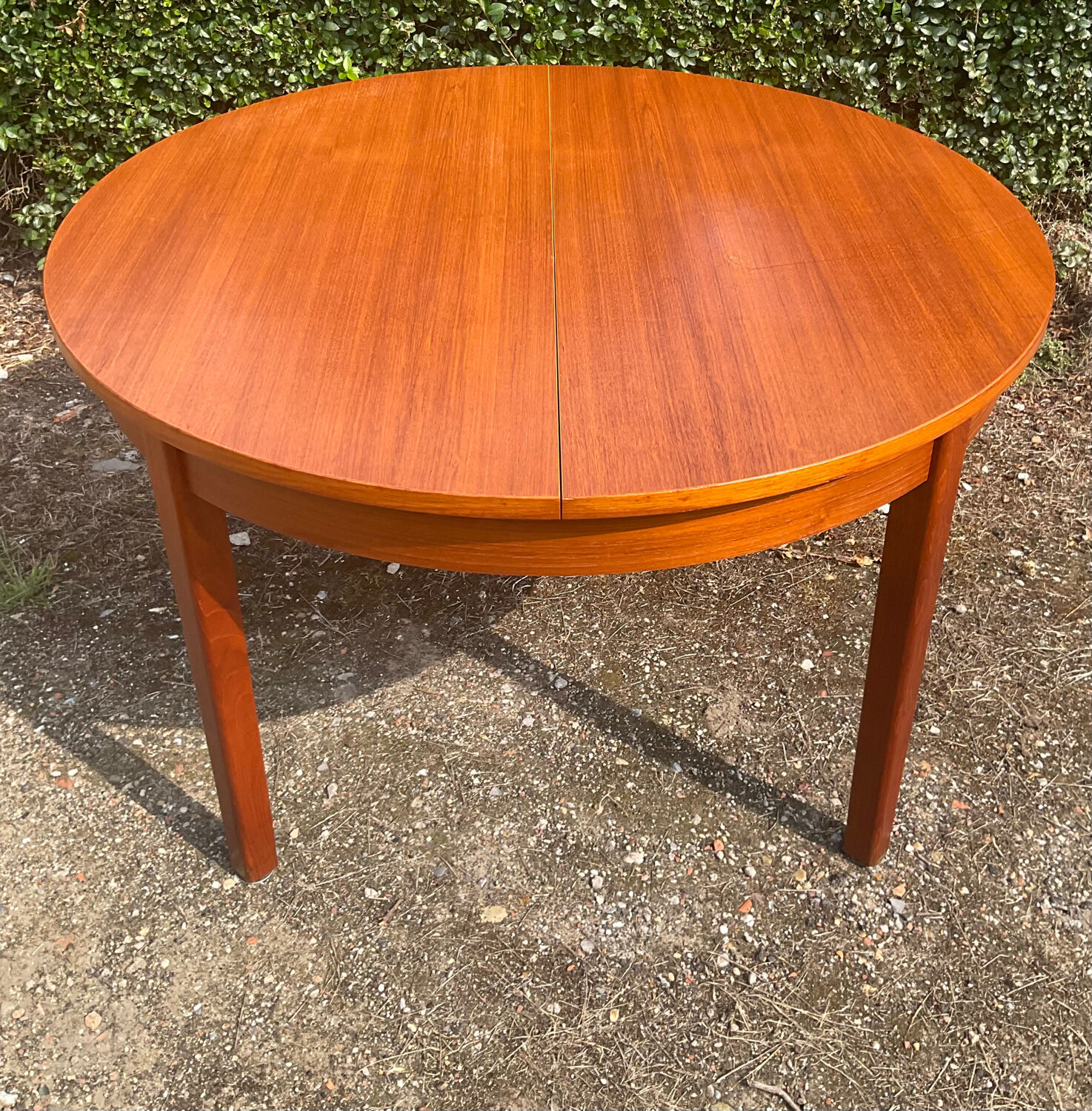 Scandinavian extending table from the 60s and 70s