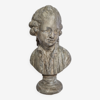 Bust of a young aristocrat in reconstructed stone, old stone patina, 32 cm