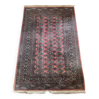 Vintage pink Persian rug
