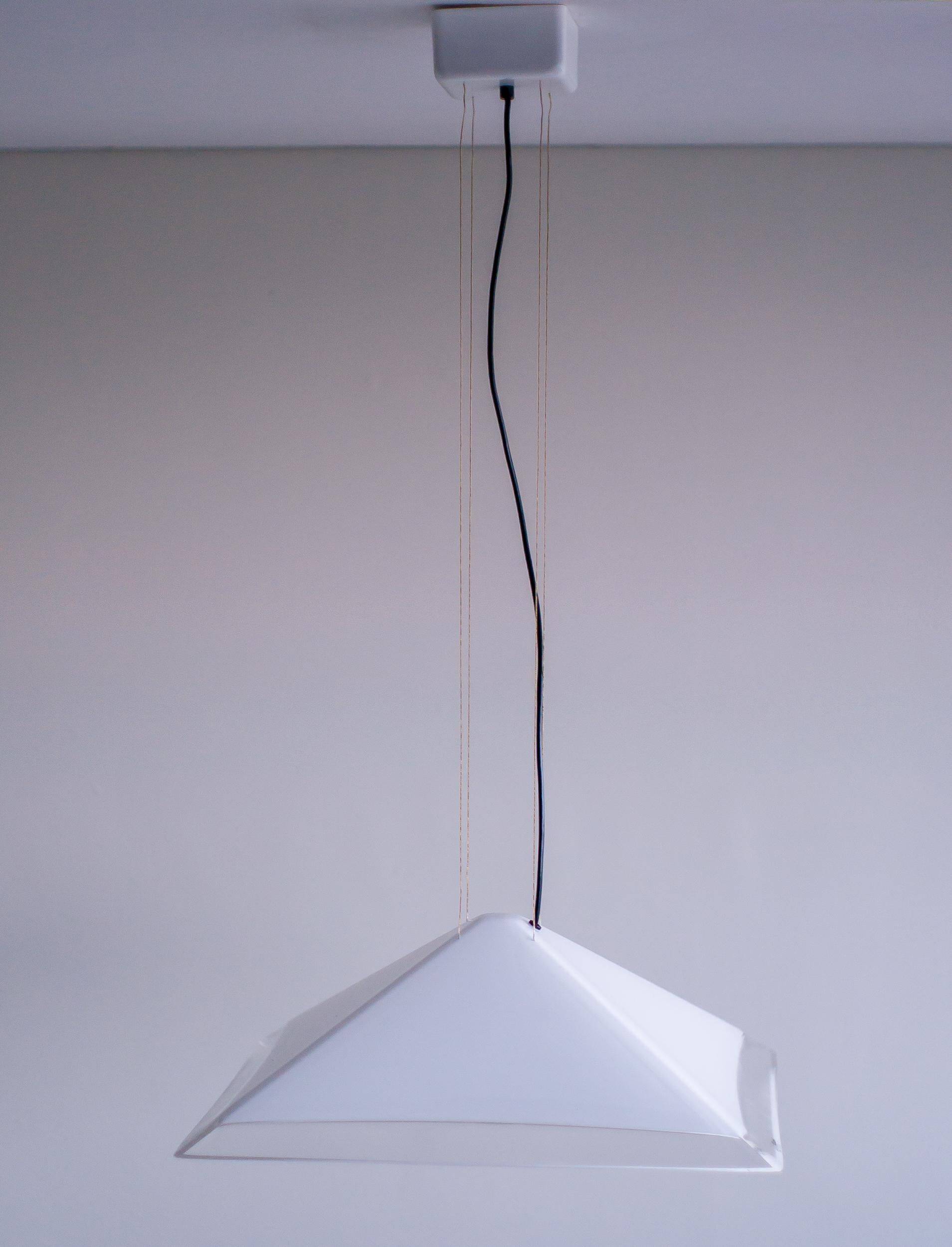 Large pyramid pendant iGuzzini - adjustable height, plexiglass, Italy 1980