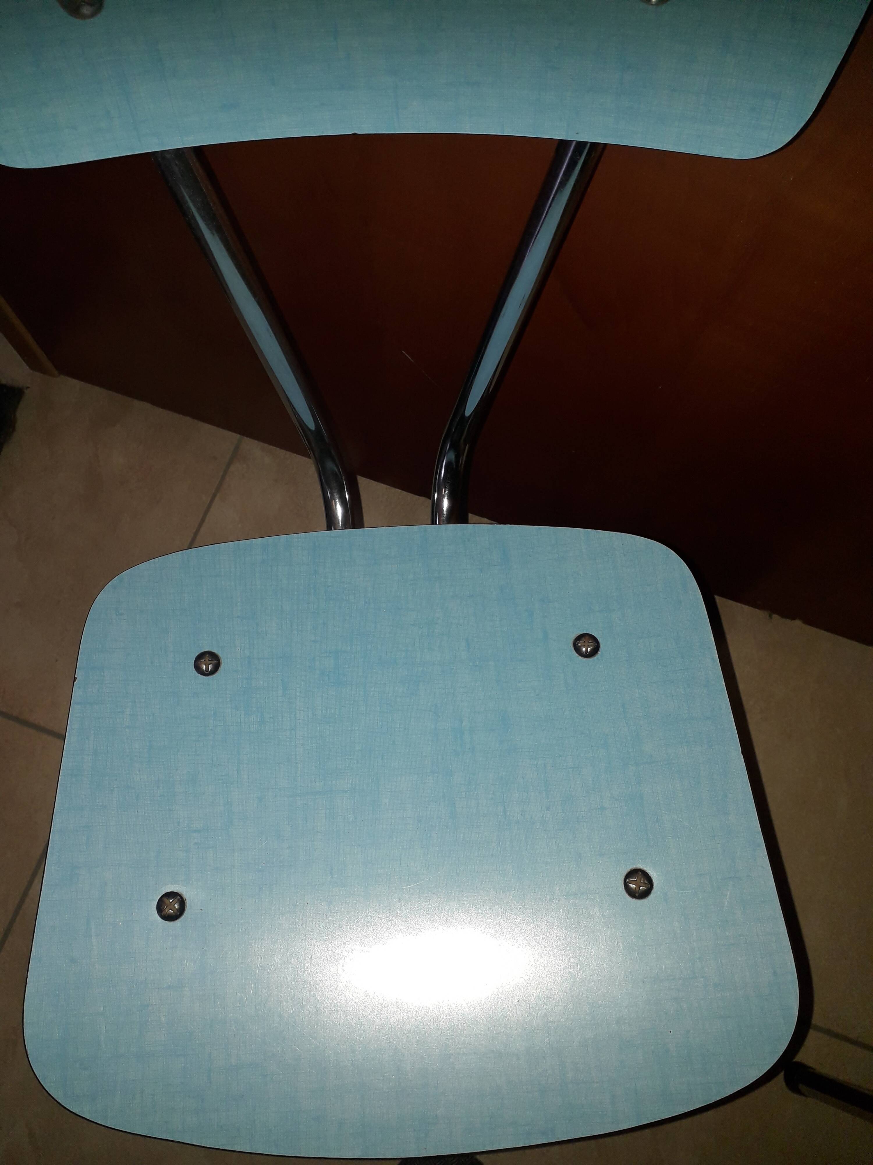 Paire de chaises en formica bleu pastel vintage