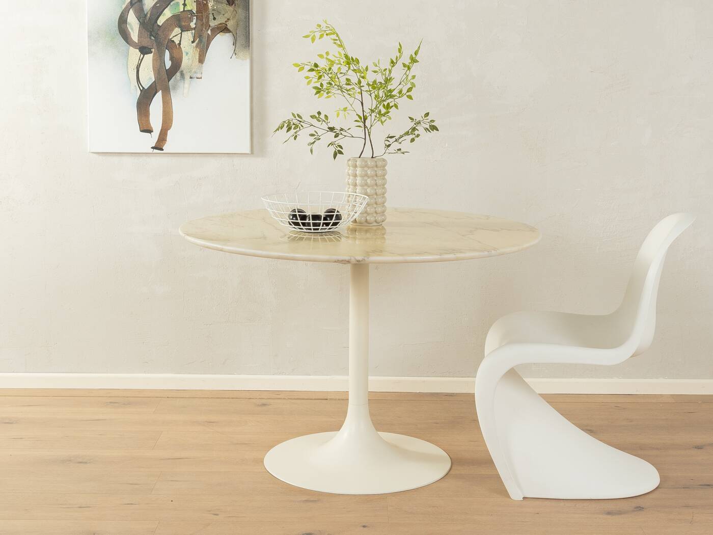 Unique Tulip dining table, Lübke