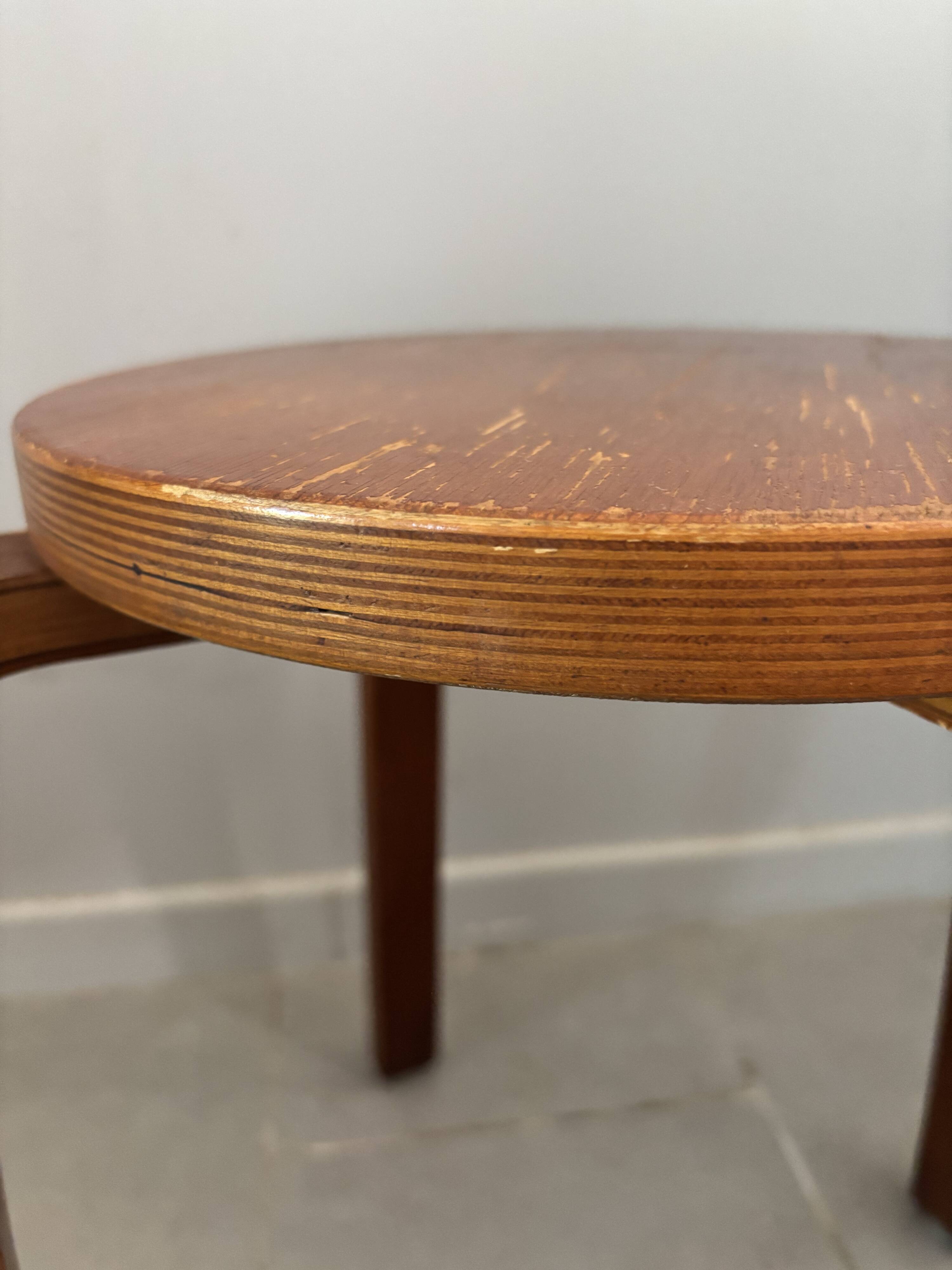 Pair of Artek stools model E60 (rare version with 4 legs), Alvar Aalto