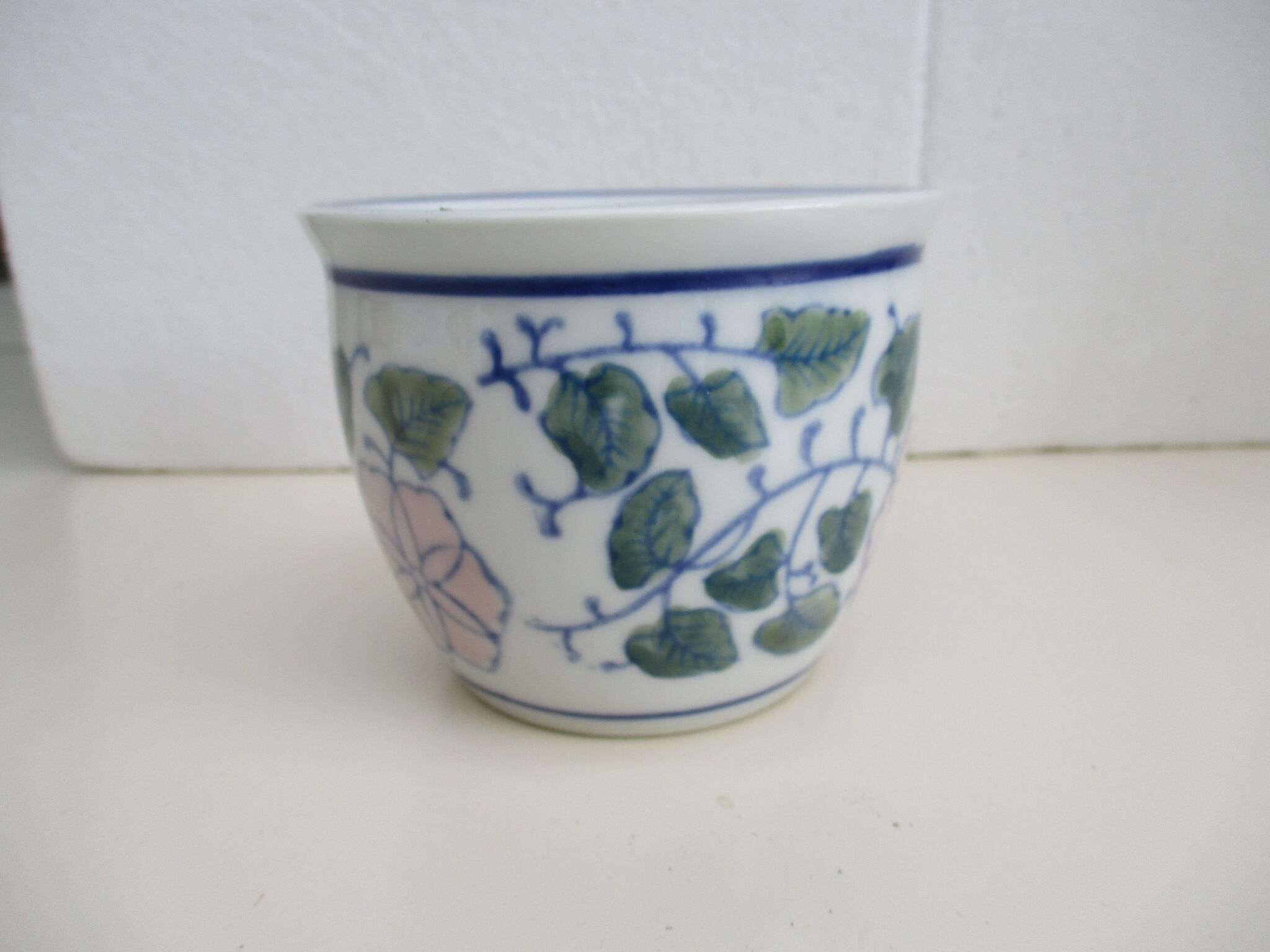 Ceramic pot cover