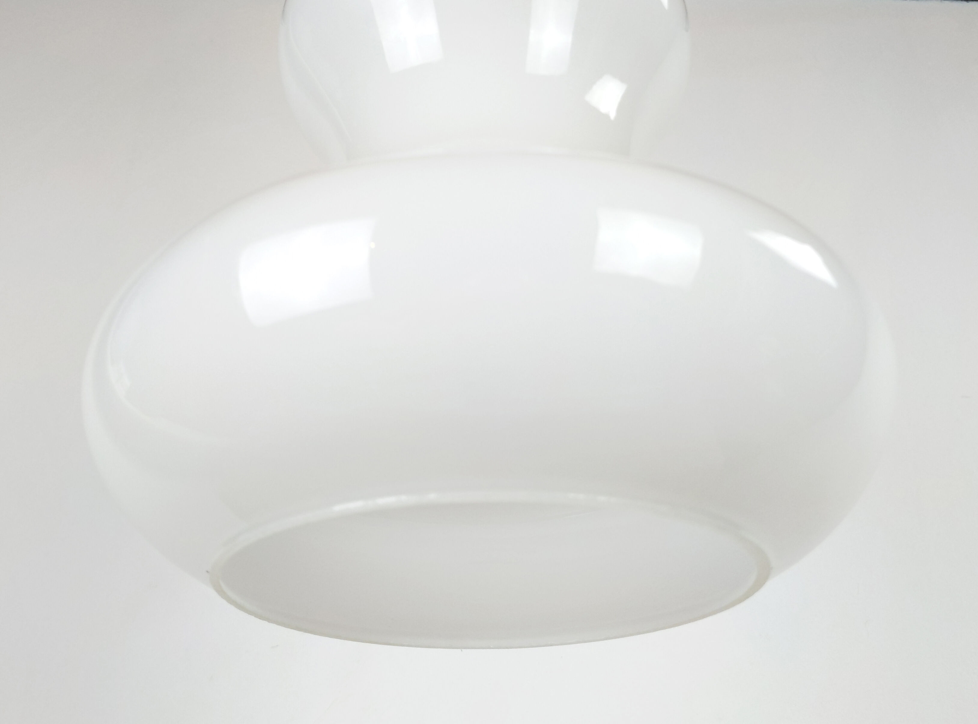 Suspension in white opaline Italy 1960