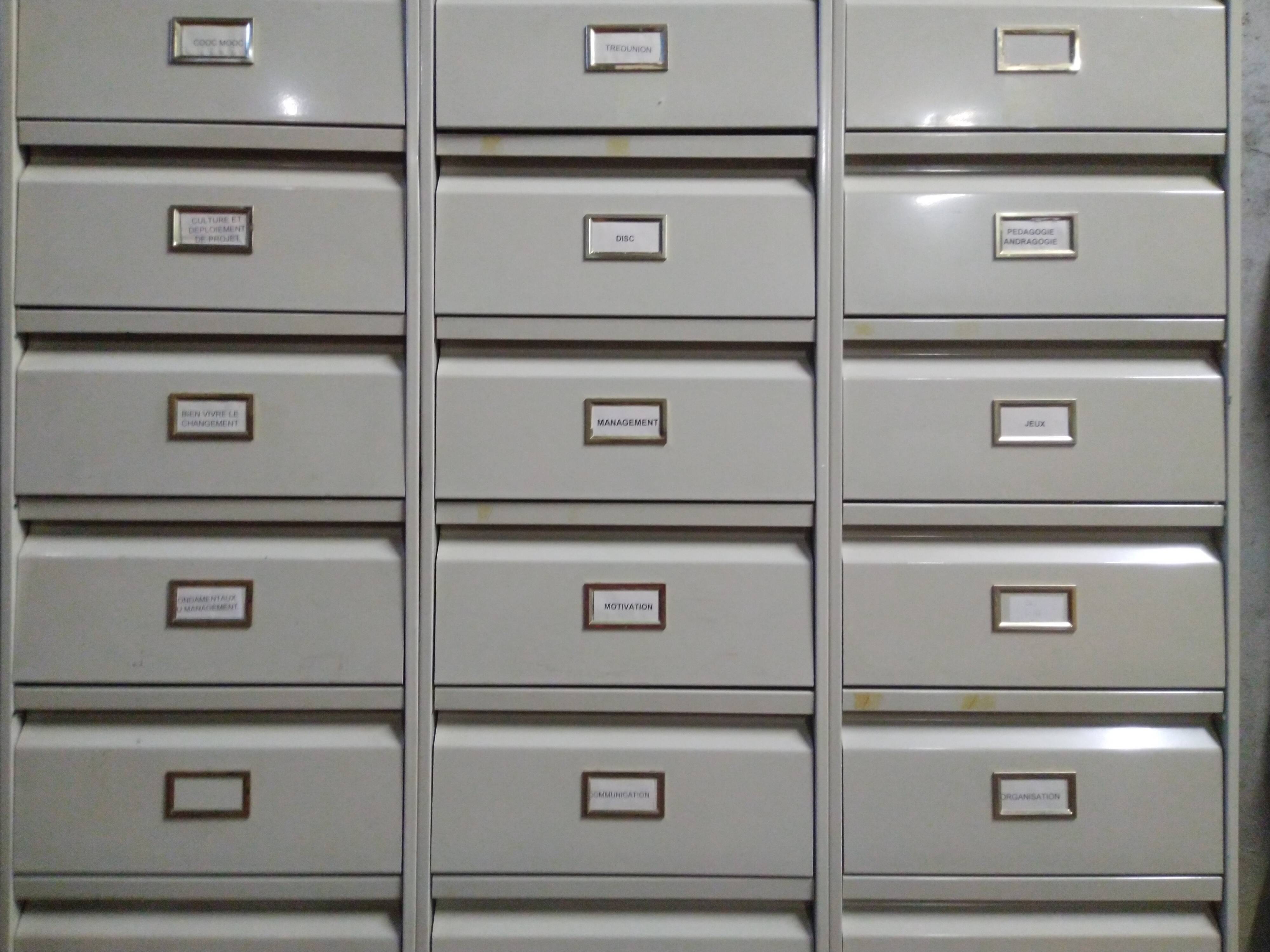 Atal industrial metal locker cabinet