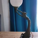 Women's statuette lamp