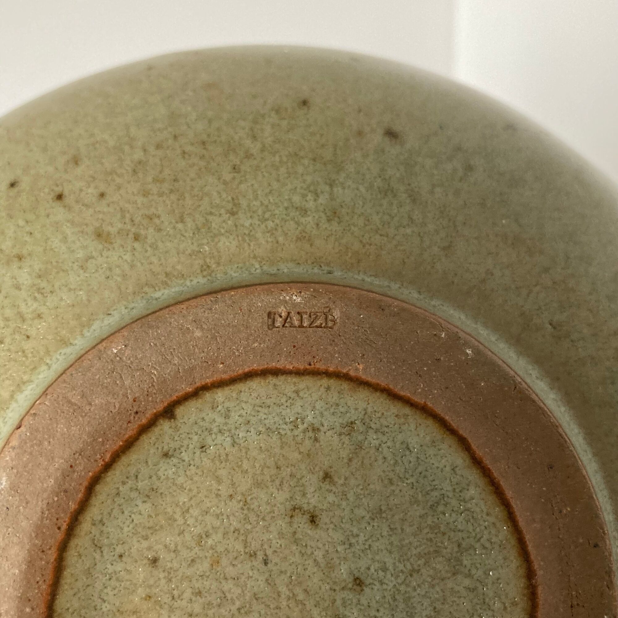 Beautiful pair of Japanese cups or bowls in Taizé stoneware