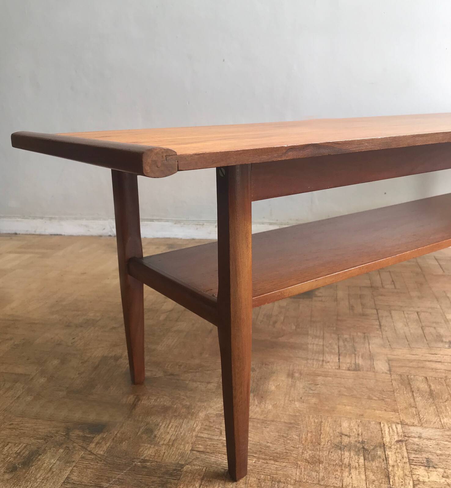 Table basse en teck des années 1960