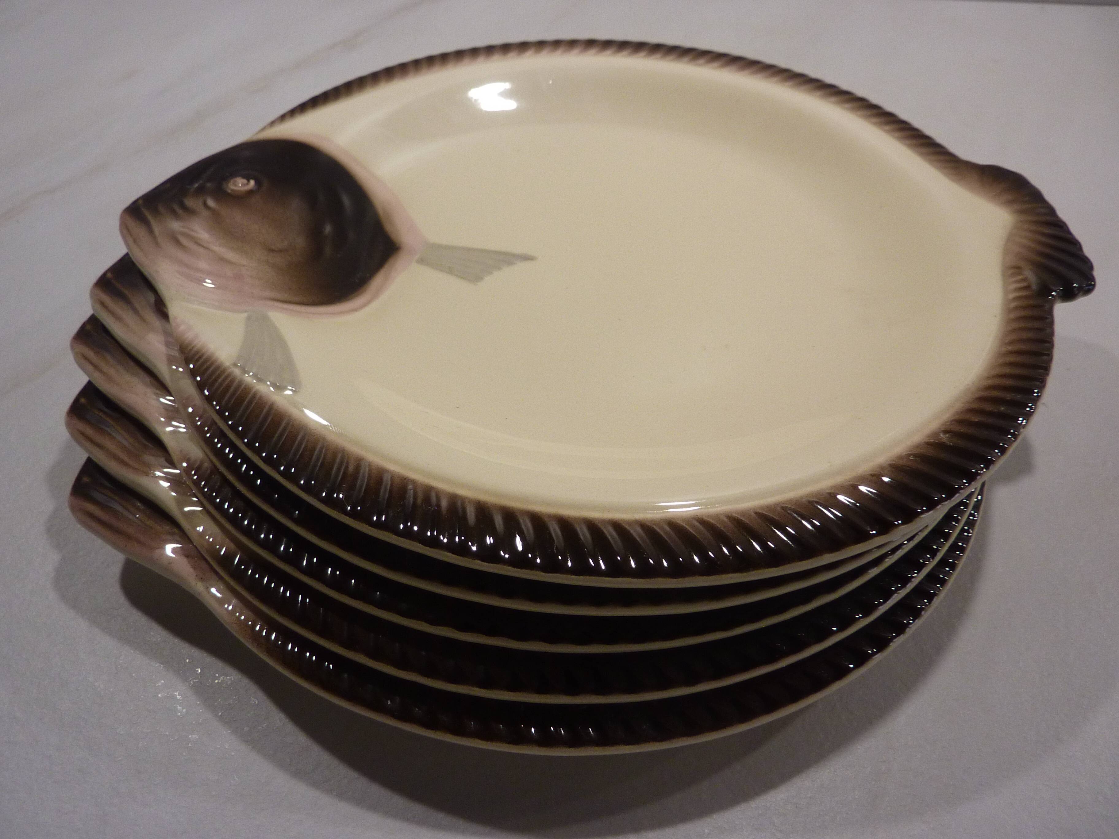 5 hand-decorated Longwy fish plates