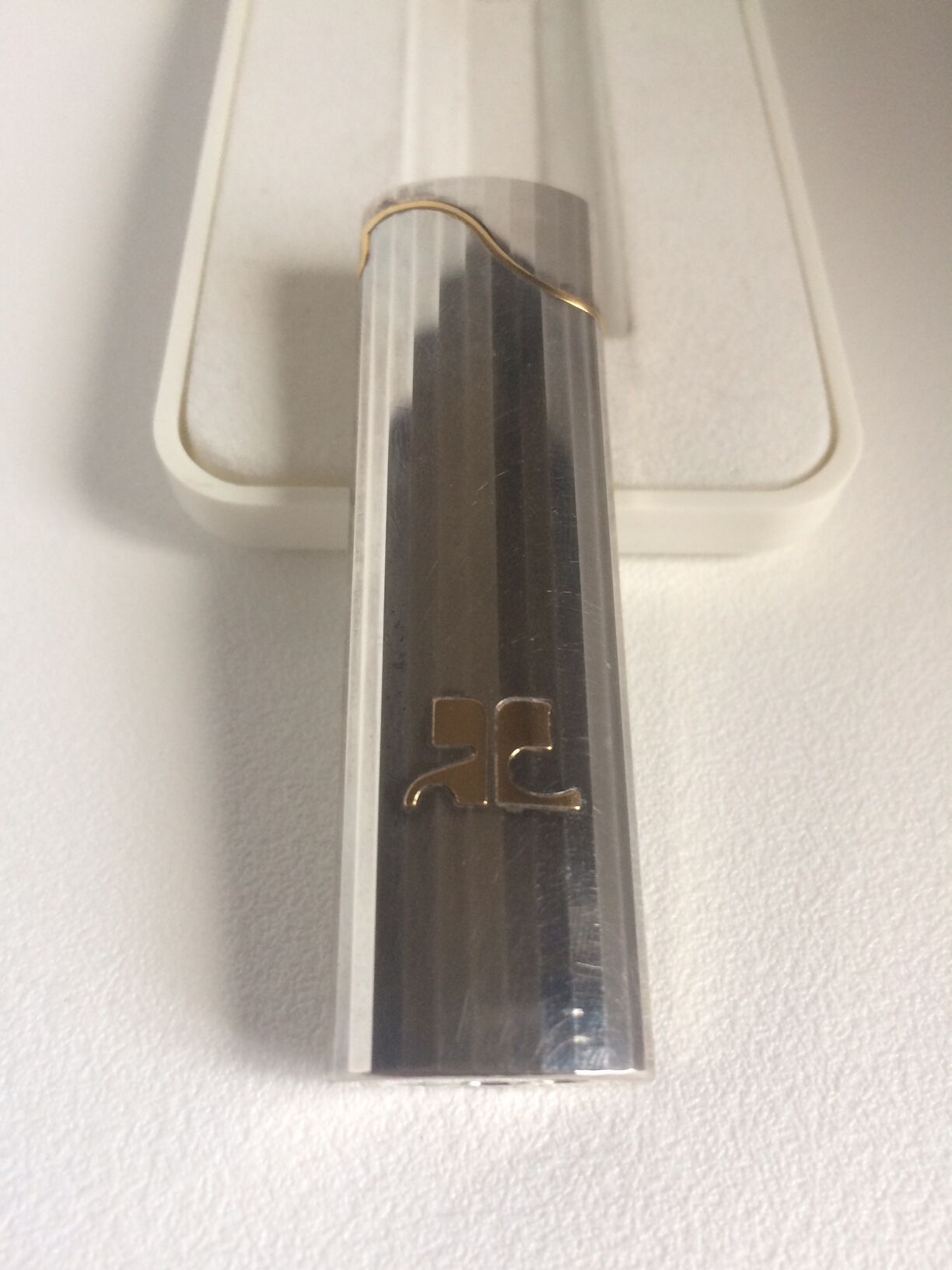 Courrèges lighter with box