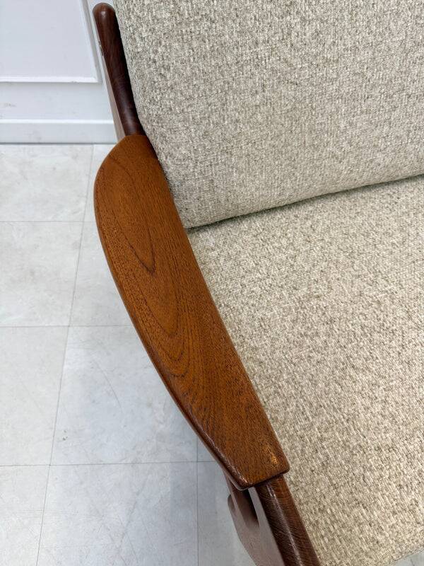 Fauteuil Niels Bach