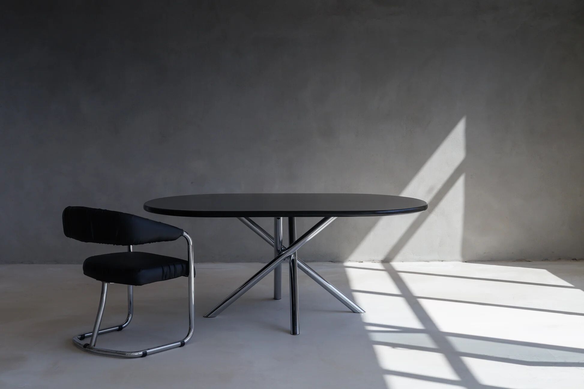 Nodo dining table by Carlo Bartoli, produced by Tisettanta
