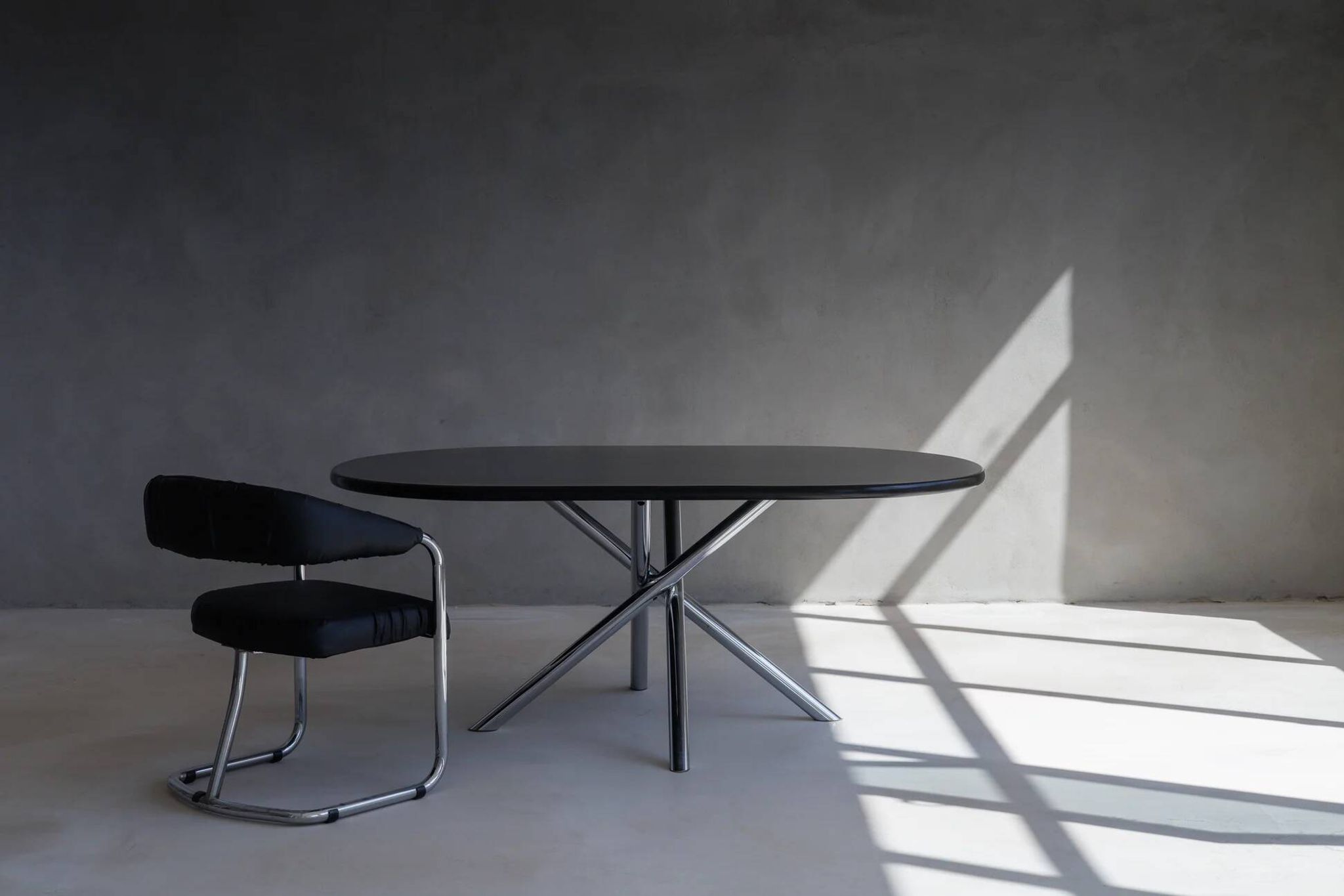 Table à manger Nodo par Carlo Bartoli, produite par Tisettanta