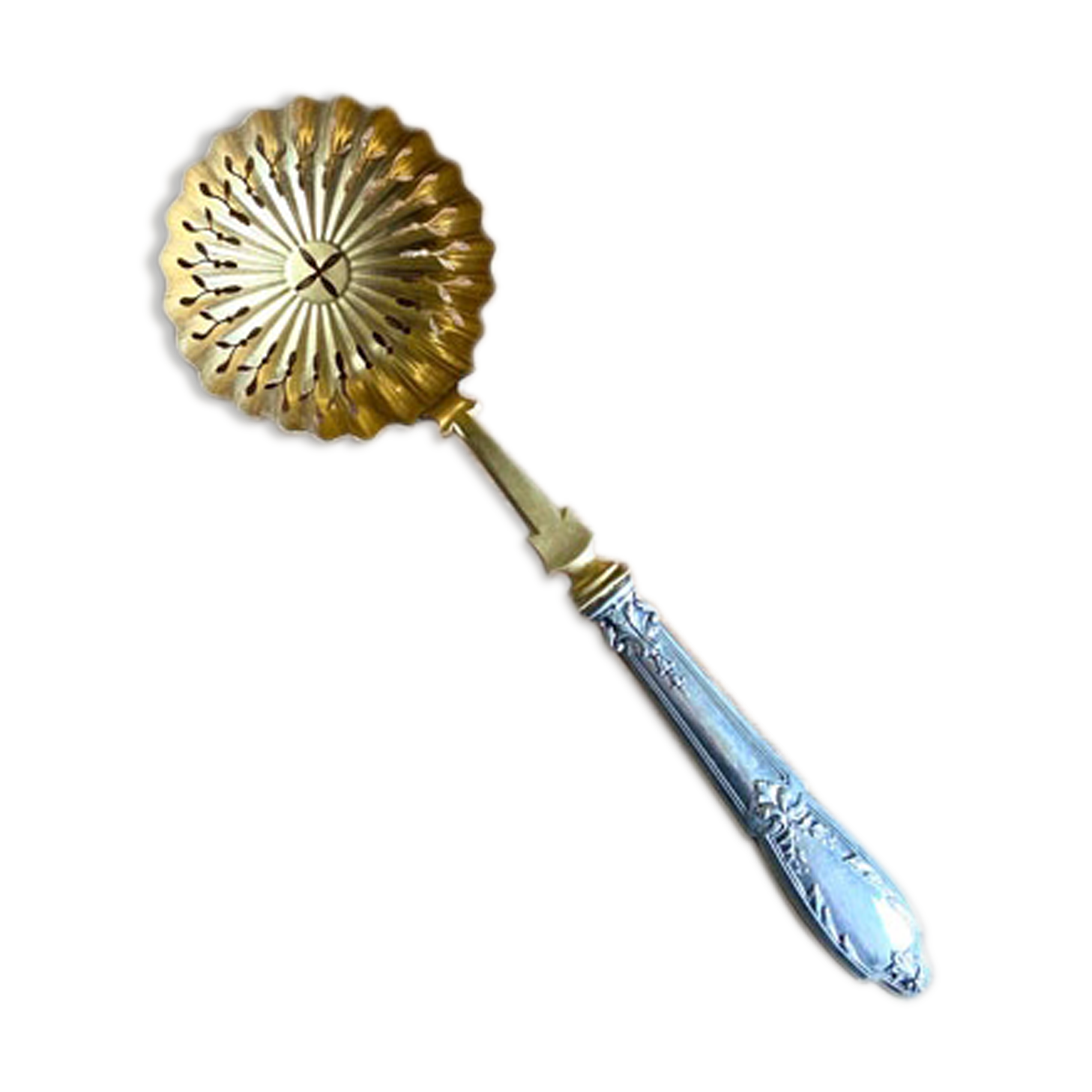 Filled and gilded silver sprinkler spoon