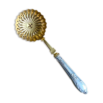 Filled and gilded silver sprinkler spoon