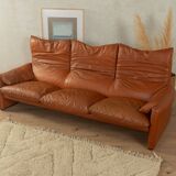 "675 maralunga" sofa by vico magistretti for cassina