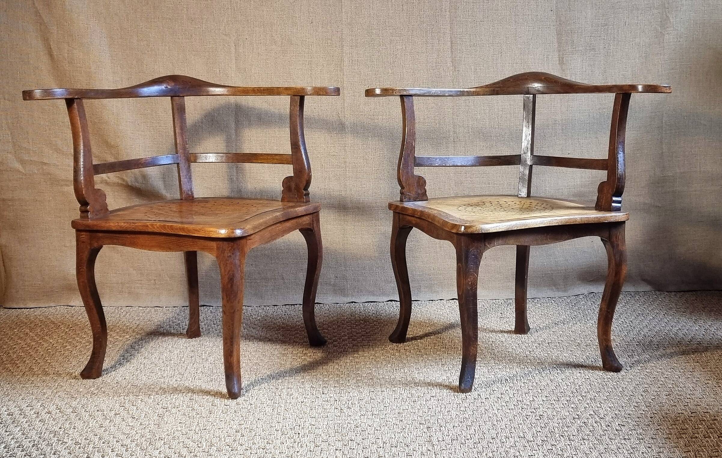 Pair of 1900 living room armchairs with bistro seating