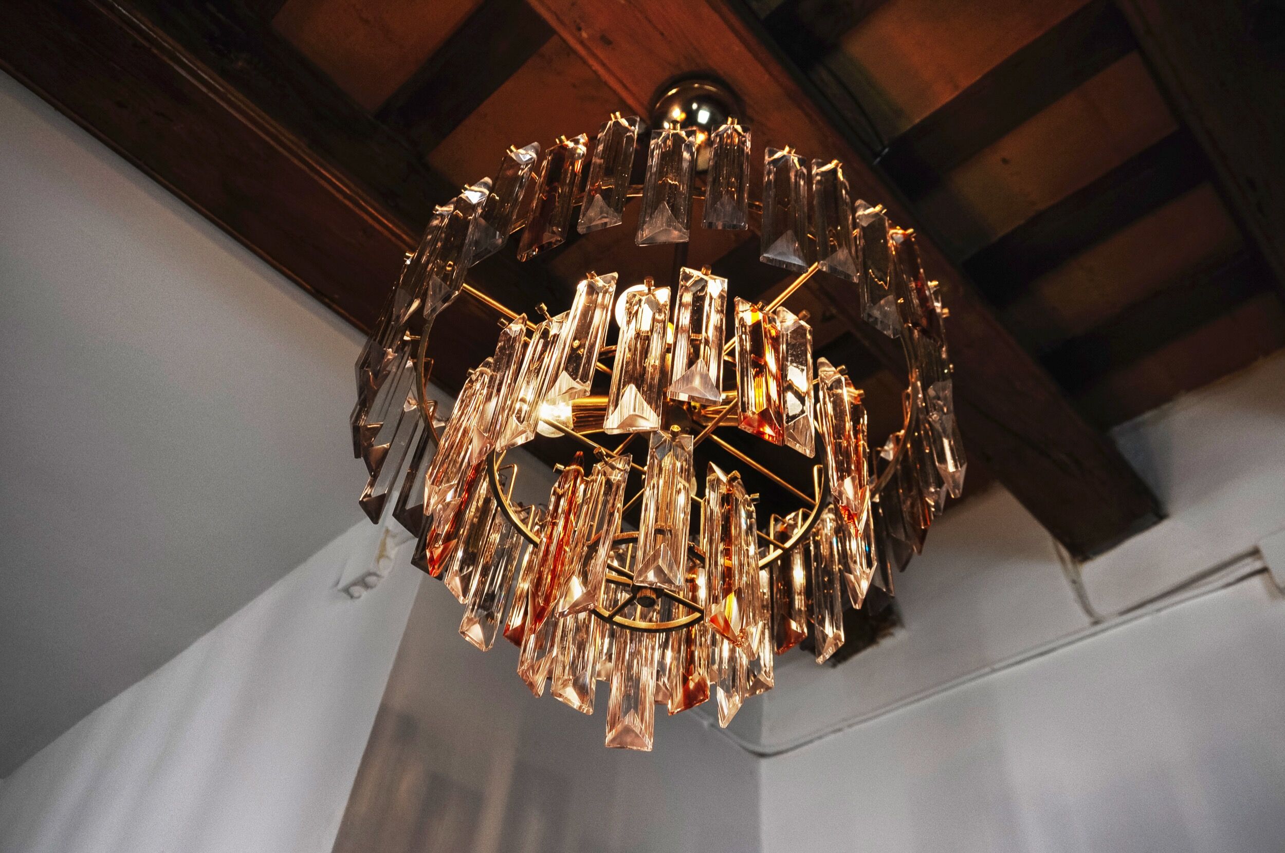 Venini two-tone chandelier, 3 levels, murano glass, Italy, 1970