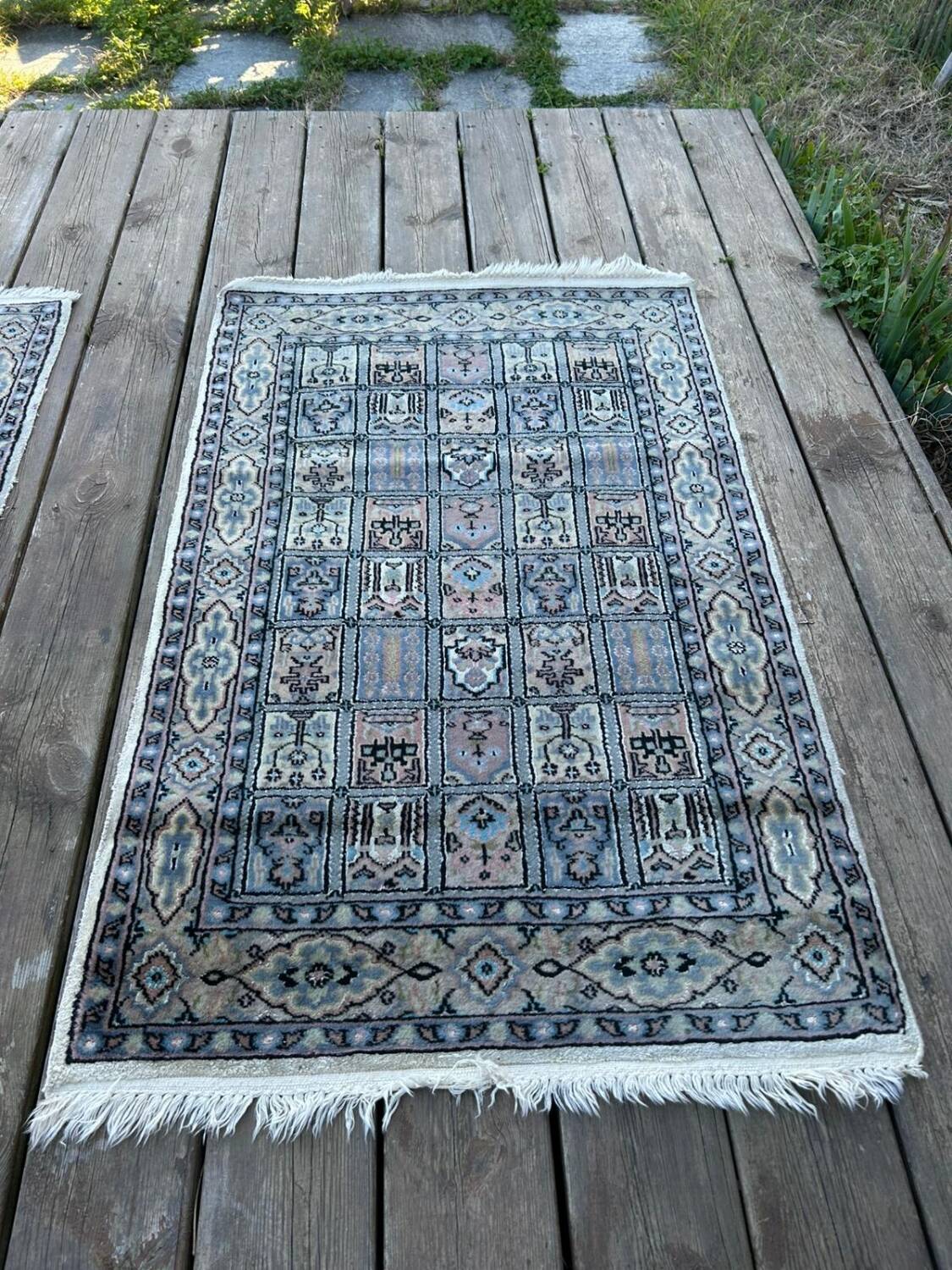 Pair of Persian rugs in wool and silk