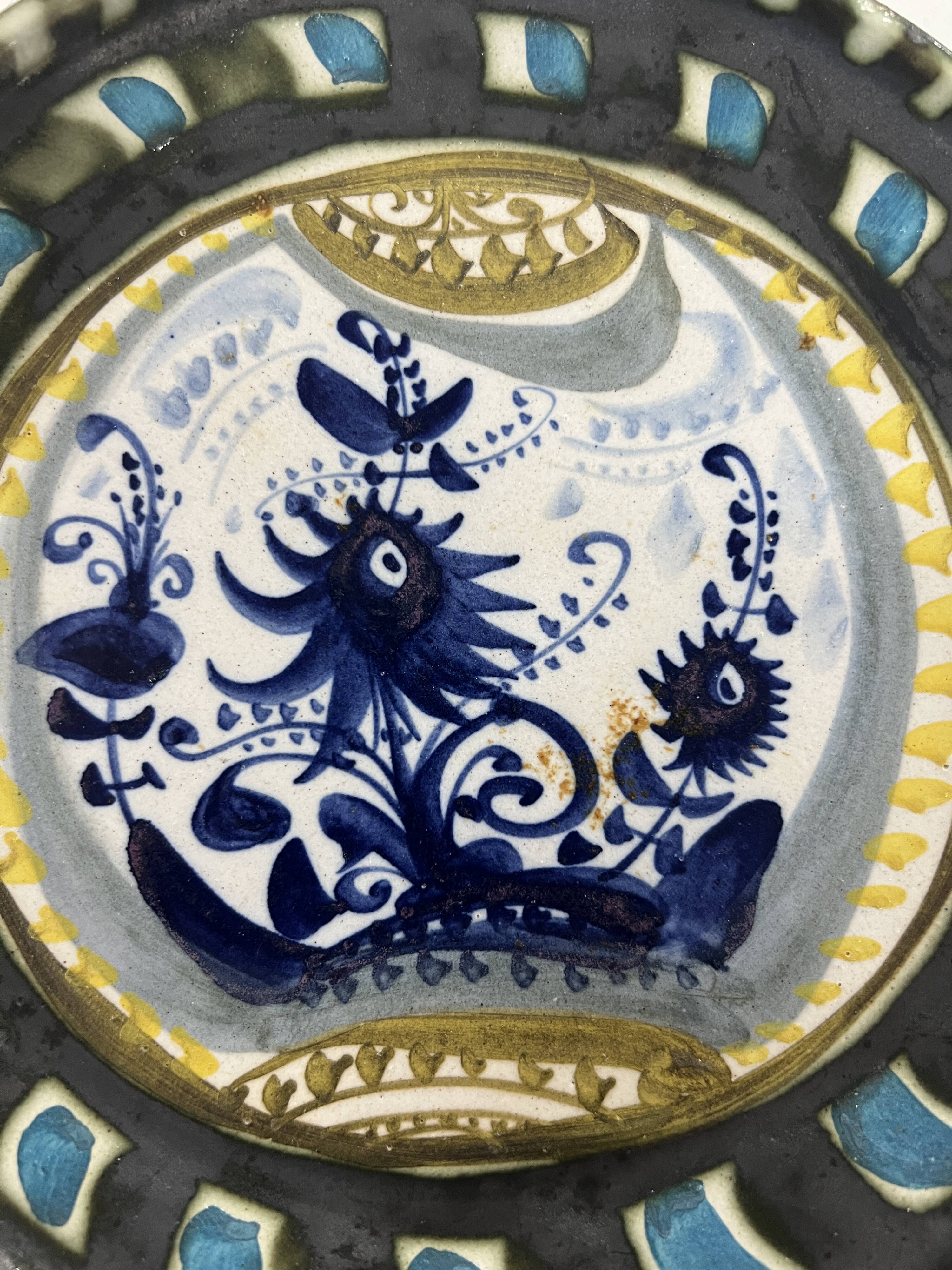 Old decorative plate in Ceramic Keraluc de Quimper