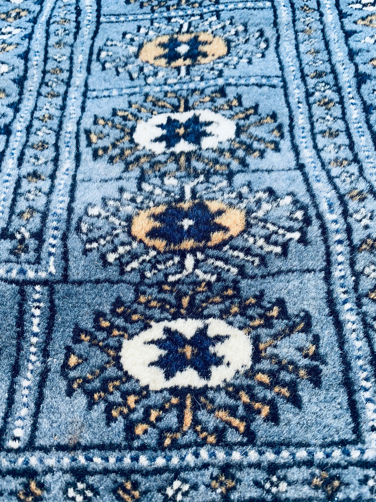 Pakistan wool carpet