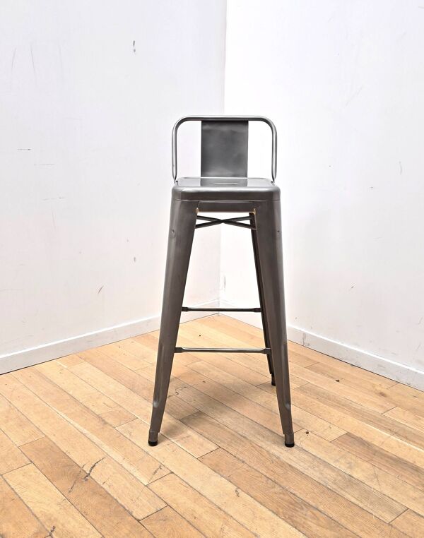 Suite de 4 chaises de bar, Tolix