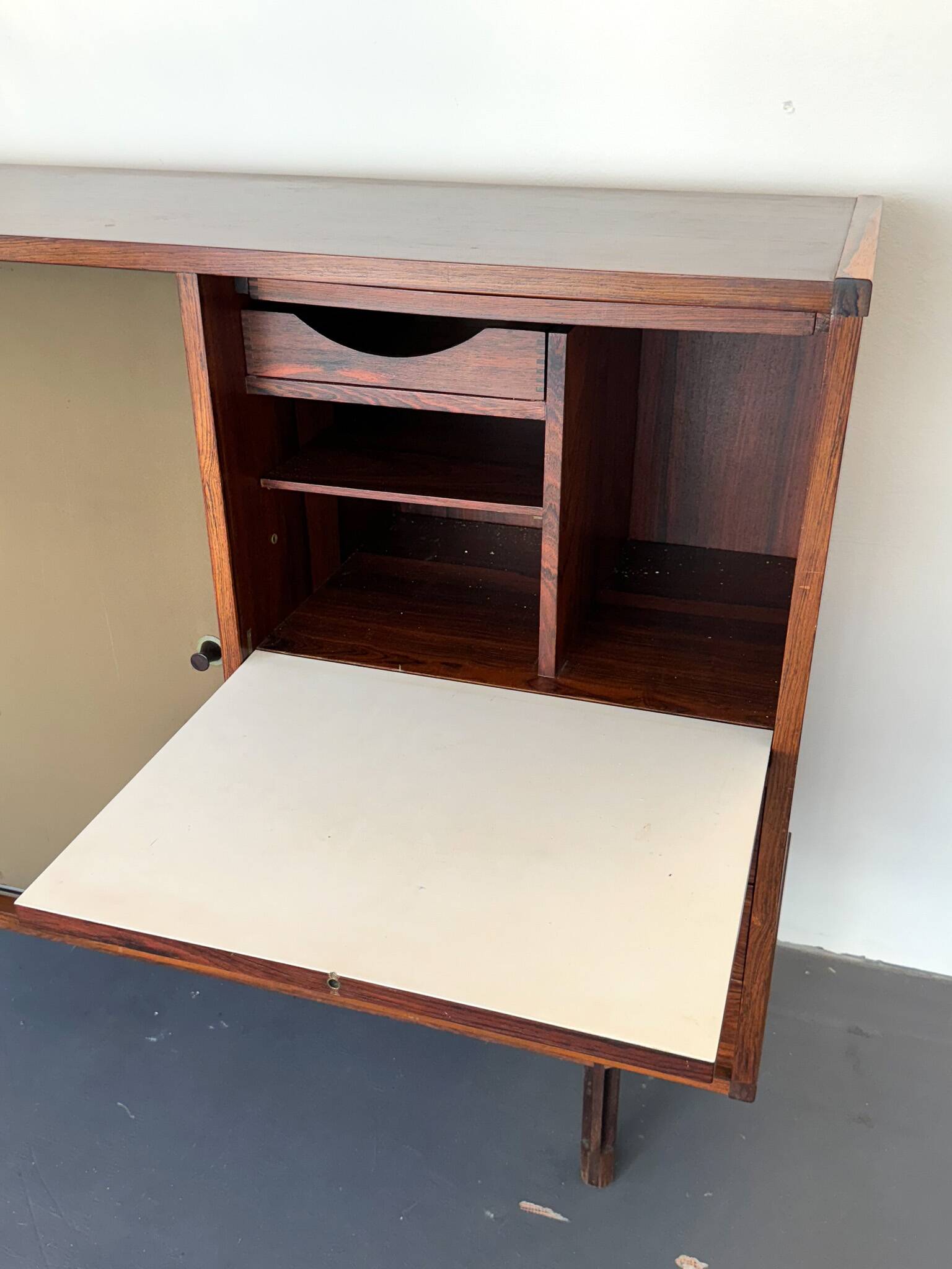 George Coslin, Italian wood Sideboard from 50s.