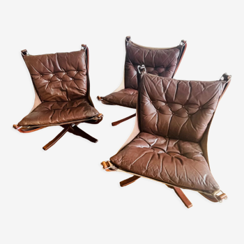 3 vintage Falcon chairs. By Sigurd Ressel for Vatne Møbler Norway. 1970's. Falcon chairs